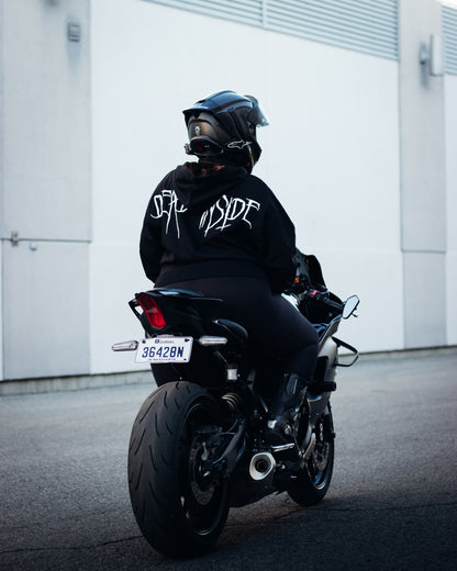 Mort à l’intérieur